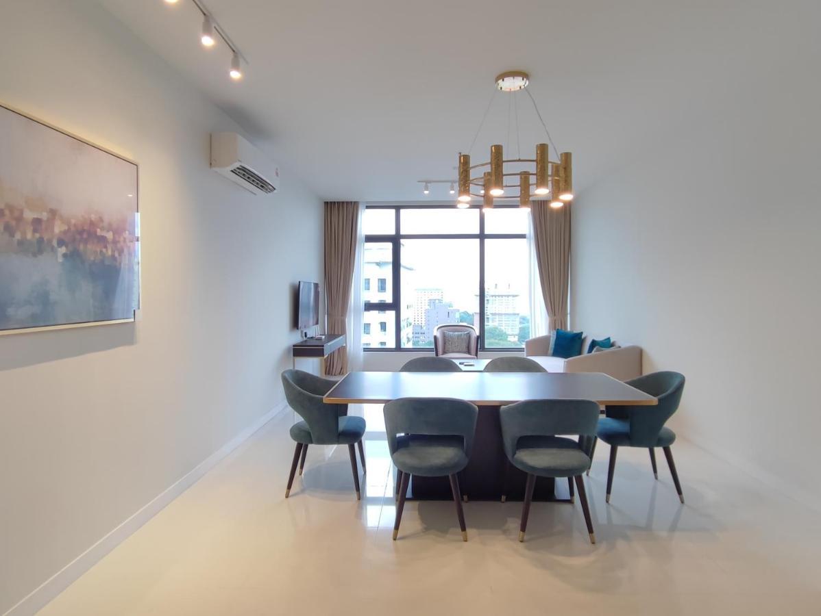 Pavillion Embassy Service Apartment By Autumn Suites Premium Stay Kuala Lumpur Exterior foto