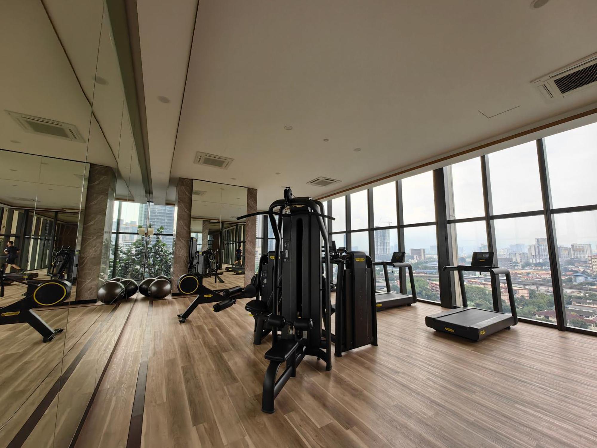Pavillion Embassy Service Apartment By Autumn Suites Premium Stay Kuala Lumpur Exterior foto
