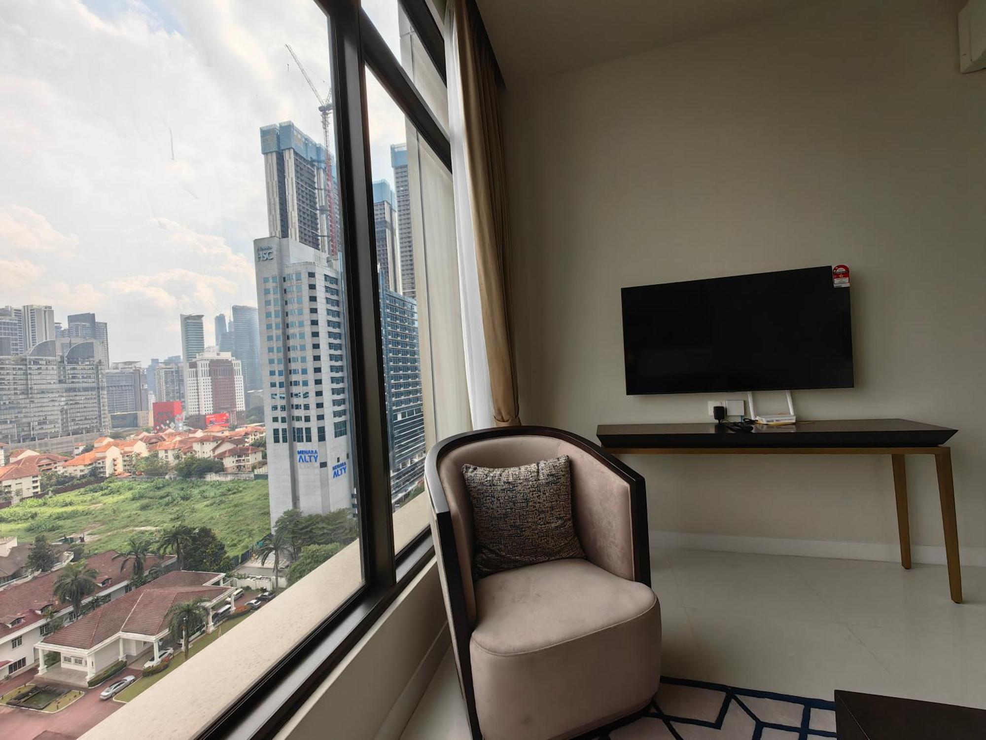 Pavillion Embassy Service Apartment By Autumn Suites Premium Stay Kuala Lumpur Exterior foto